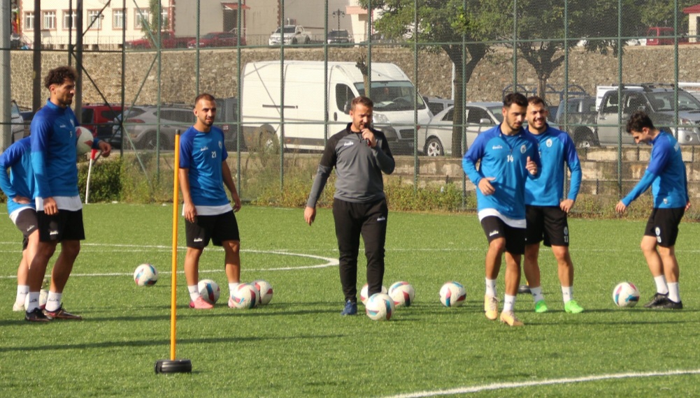 ŞAHİNLER BU HAFTADA SAHASINDA OYNUYOR