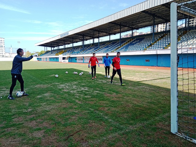 PAZARSPOR  OSMANİYESPOR FK MAÇI HAZIRLIKLARININ SONUNA  YAKLAŞTI...